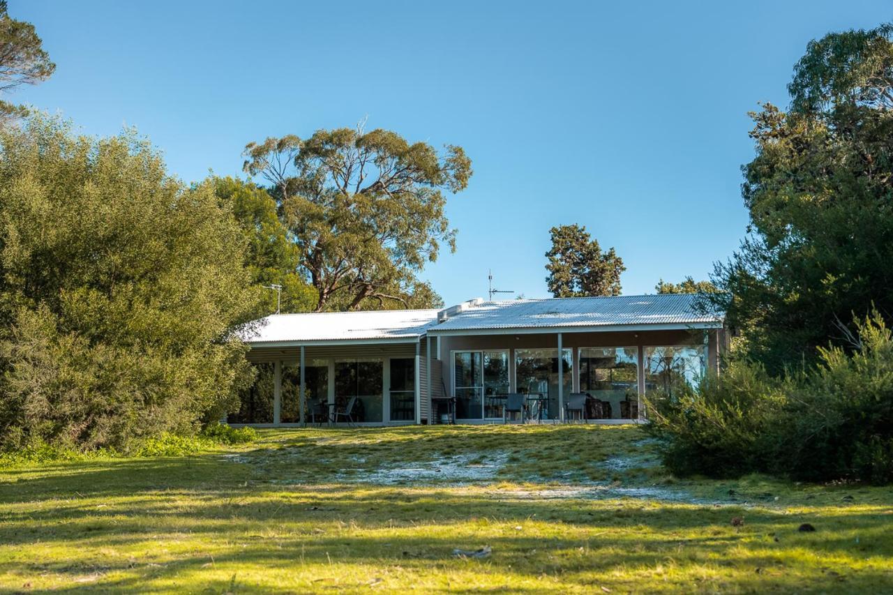 Waterfront Retreat At Wattle Point Vila Forge Creek Exterior foto