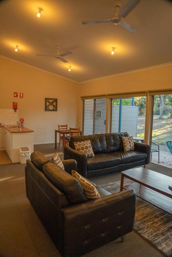 Waterfront Retreat At Wattle Point Vila Forge Creek Exterior foto