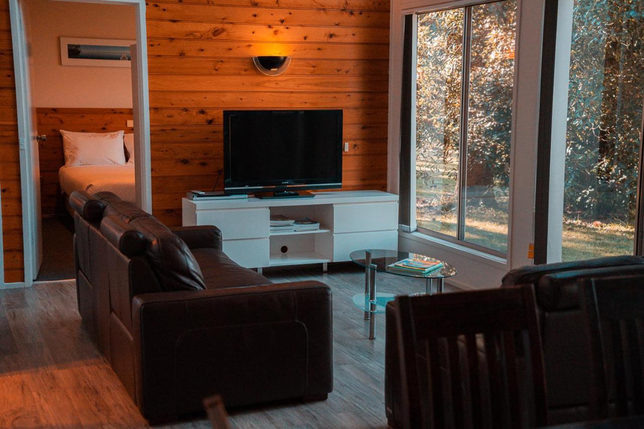 Waterfront Retreat At Wattle Point Vila Forge Creek Exterior foto